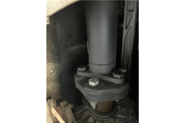Recambio de cardan trasero para bmw serie 1 berlina 5p (f20) 2.0 116d referencia OEM IAM 26107624182  