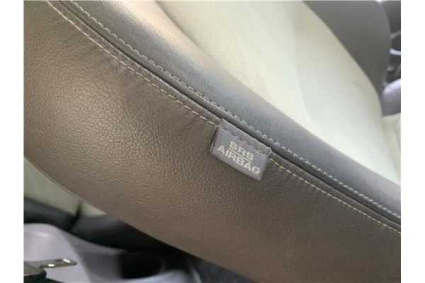 Recambio de asiento delantero derecho para toyota iq (nuj1/ngj1/kgj1) 1.0 básico referencia OEM IAM 7107174150E1  