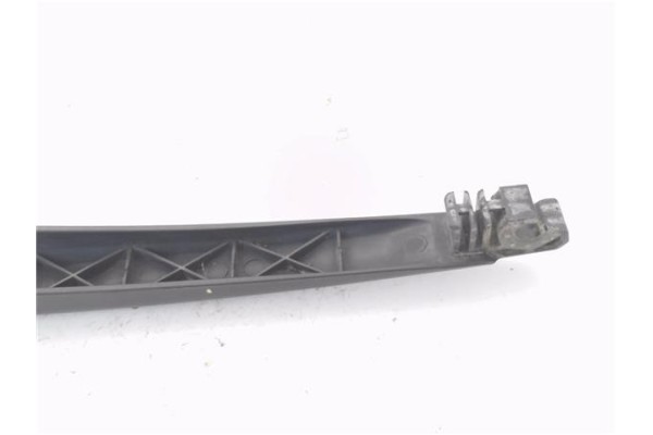 Recambio de brazo limpiaparabrisas trasero para toyota iq (nuj1/ngj1/kgj1) 1.0 básico referencia OEM IAM 8524174010  