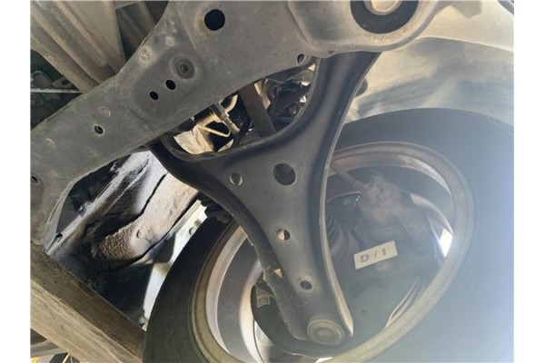 Recambio de brazo suspension delantero izquierdo para toyota iq (nuj1/ngj1/kgj1) 1.0 básico referencia OEM IAM 4806979015  