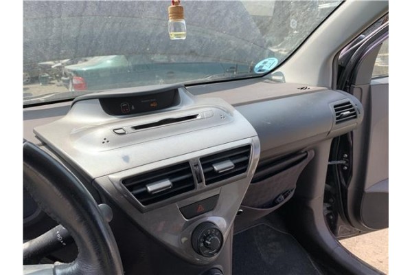 Recambio de kit airbag para toyota iq (nuj1/ngj1/kgj1) 1.0 básico referencia OEM IAM 7390074010E0  