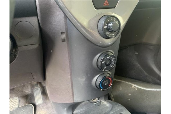 Recambio de mandos calefaccion / a.a. para toyota iq (nuj1/ngj1/kgj1) 1.0 básico referencia OEM IAM 5590174030C0  
