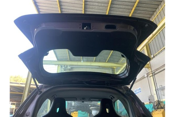 Recambio de porton trasero para toyota iq (nuj1/ngj1/kgj1) 1.0 básico referencia OEM IAM 6700574010  
