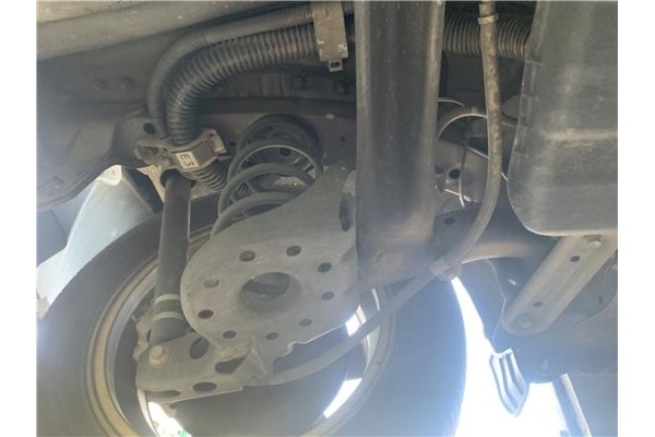 Recambio de puente trasero para toyota iq (nuj1/ngj1/kgj1) 1.0 básico referencia OEM IAM 4210174020  