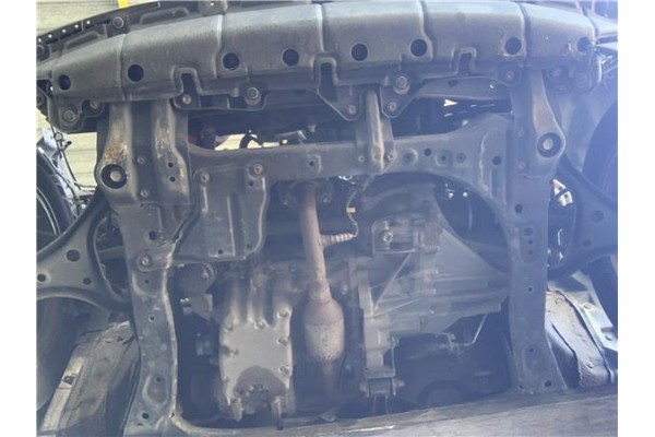 Recambio de subchasis para toyota iq (nuj1/ngj1/kgj1) 1.0 básico referencia OEM IAM 5110074020  