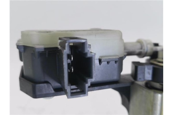 Recambio de maneta exterior porton para seat ibiza (6l1) 1.4 16v referencia OEM IAM 6L6827573B  