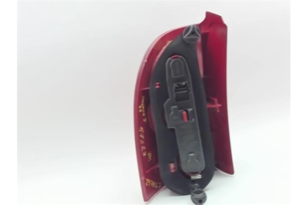 Recambio de piloto trasero derecho para renault megane i fase 2 grandtour (ka...) 1.6 16v century referencia OEM IAM 03968099900