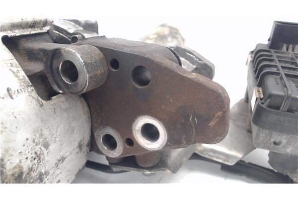 Recambio de turbo para volkswagen touareg (7la) 5.0 tdi v10 referencia OEM IAM 072145873H 7552995 