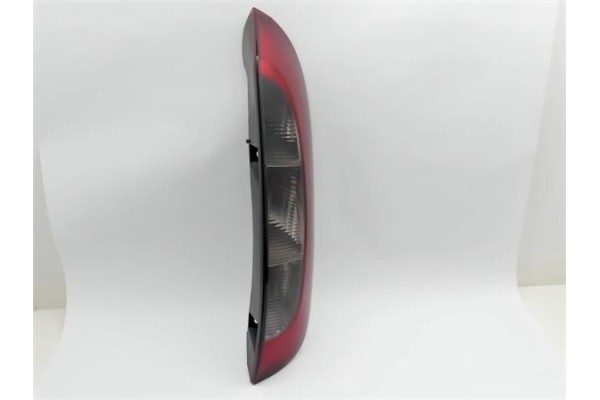 Recambio de piloto trasero derecho para opel corsa c 1.3 cdti referencia OEM IAM 09114337  