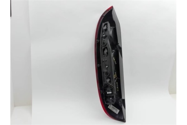 Recambio de piloto trasero derecho para opel corsa c 1.3 cdti referencia OEM IAM 09114337  