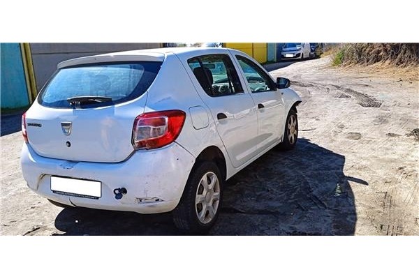 dacia sandero i del año 2013