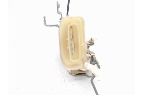 Recambio de cierre electromagnetico delantero izquierdo para toyota yaris (ksp9/scp9/nlp9) 1.4 d-4d referencia OEM IAM 693200D01
