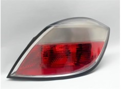 Recambio de piloto trasero derecho para opel astra h berlina 1.7 cdti referencia OEM IAM 154421936R  