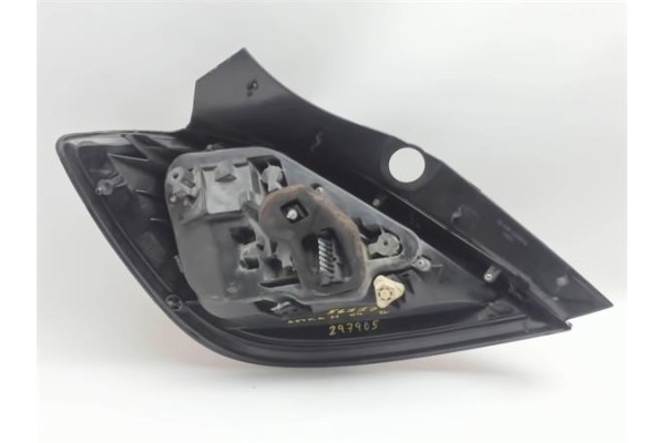 Recambio de piloto trasero derecho para opel astra h berlina 1.7 cdti referencia OEM IAM 154421936R  