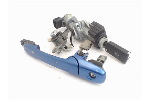 Recambio de llave para mazda 3 berlina (bk) 1.6 cd active+ xcite referencia OEM IAM   