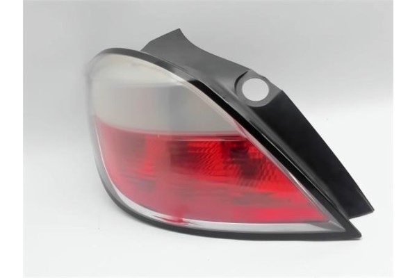 Recambio de piloto trasero izquierdo para opel astra h berlina 1.7 cdti referencia OEM IAM 24451835 00865301 
