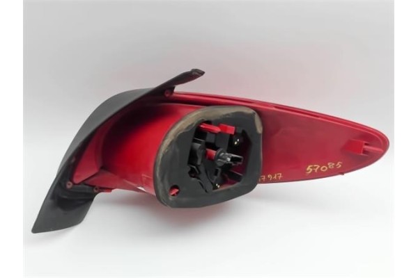 Recambio de piloto trasero izquierdo para peugeot 206 + 1.4 básico referencia OEM IAM 9685618280 20090423LH 