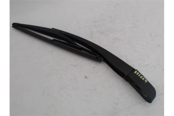 Recambio de brazo limpiaparabrisas trasero para citroen c3 1.4 hdi referencia OEM IAM   