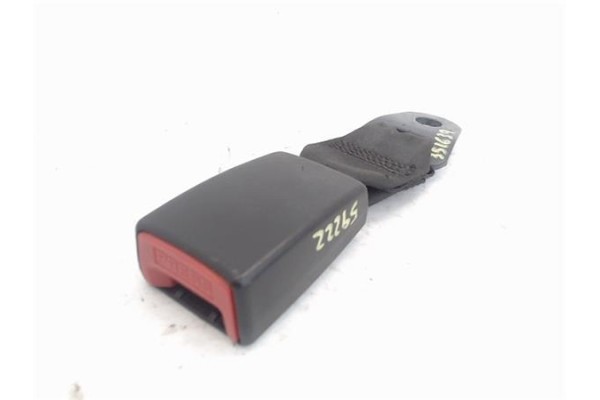 Recambio de anclaje cinturon trasero central para citroen c3 1.4 hdi referencia OEM IAM   