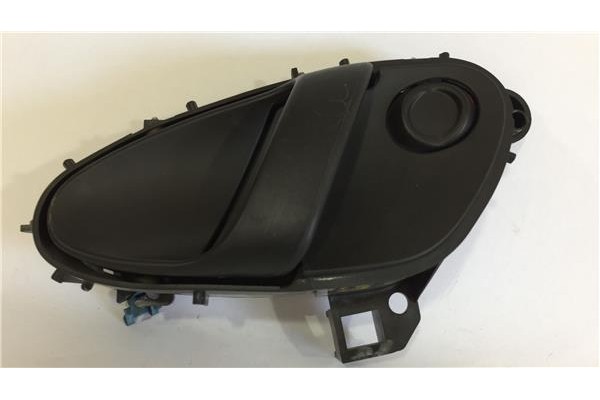 Recambio de manilla int. puerta trasero izquierda para citroen xsara berlina 1.6 i referencia OEM IAM 9623200177  