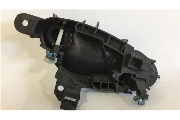 Recambio de manilla int. puerta trasero izquierda para citroen xsara berlina 1.6 i referencia OEM IAM 9623200177  