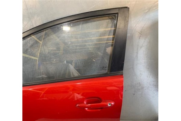 Recambio de puerta delantero izquierda para kia rio (ub) 1.2 basic referencia OEM IAM 760031W010 L07216 