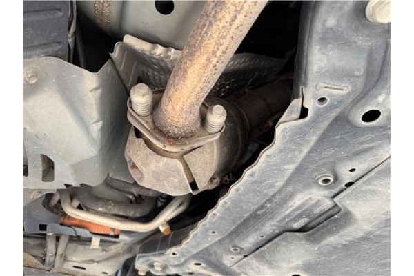 Recambio de catalizador para mitsubishi outlander (gf0/gg0) 2.0 phev kaiteki 4wd (gg2w) referencia OEM IAM 1570C519  