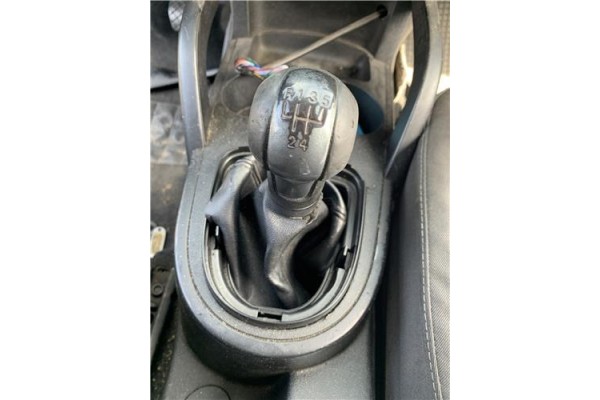 Recambio de palanca de cambio para seat altea (5p1) 1.9 tdi referencia OEM IAM 1K0711112B 1K0711266T 