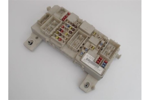 Recambio de caja fusibles/rele para ford c-max (cb3) 1.8 tdci referencia OEM IAM   