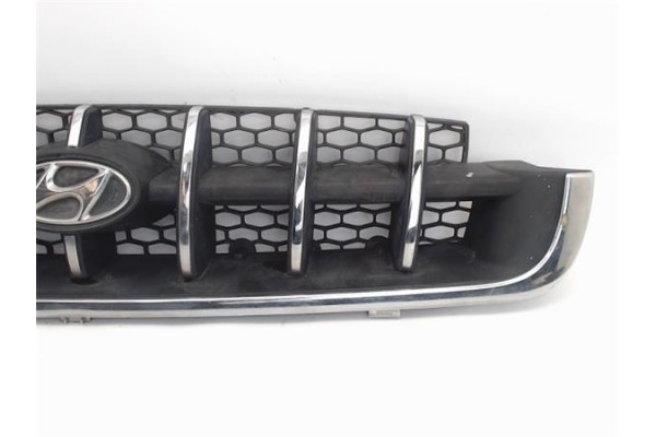 Recambio de rejilla capo para hyundai atos prime (mx) 1.0 i referencia OEM IAM 8636106000 G0192 