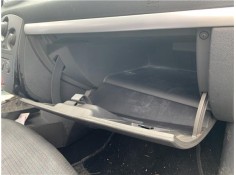 Recambio de guantera salpicadero para renault clio iii 1.5 dci (br17, cr17) referencia OEM IAM 8200407712  