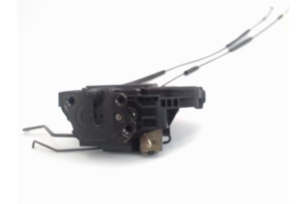 Recambio de cierre electromagnetico delantero izquierdo para hyundai coupe (rd) 1.6 fx referencia OEM IAM   