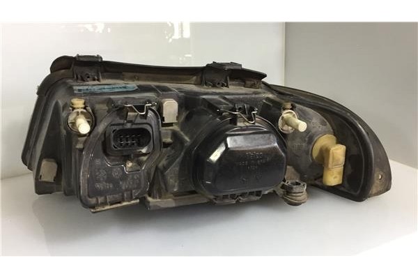 Recambio de faro delantero dcho para audi a4 avant (b5) 1.9 tdi referencia OEM IAM 8D0941004AK 1853675100 