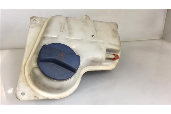 Recambio de botella expansion para audi a4 avant (b5) 1.9 tdi referencia OEM IAM 8D0121403L  