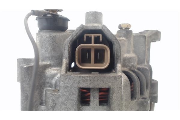 Recambio de alternador para nissan almera (n15) 1.6 referencia OEM IAM   
