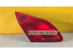 Recambio de piloto interior izquierdo para opel astra j berlina 5p 1.7 selective referencia OEM IAM 13306455  