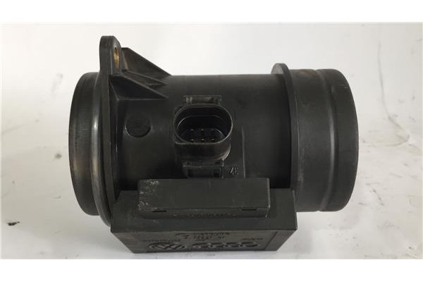 Recambio de caudalimetro para seat cordoba vario (6k5) 1.9 sxe referencia OEM IAM 074906461 71822101 