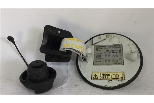 Recambio de tapa exterior combustible para opel combo furgón/ranchera familiar 1.3 cdti 16v referencia OEM IAM 13140958 9166522 