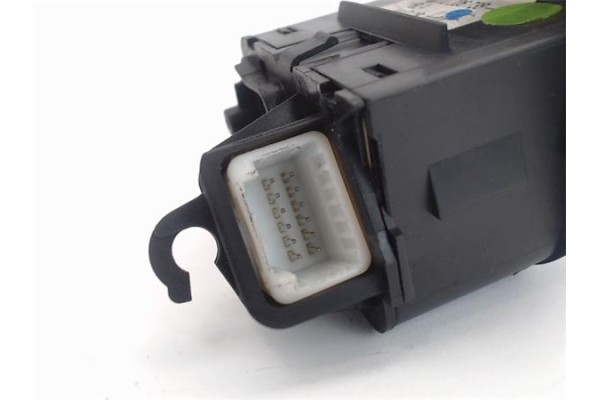 Recambio de mando de luces para renault scenic ii (jm) referencia OEM IAM 8200206738 61890007 