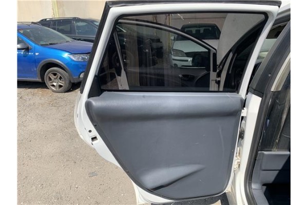 Recambio de puerta trasero izquierda para seat altea (5p1) 1.9 tdi referencia OEM IAM 5P0833055A  