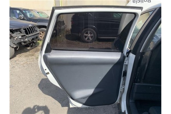 Recambio de puerta trasero izquierda para seat altea (5p1) 1.9 tdi referencia OEM IAM 5P0833055A  