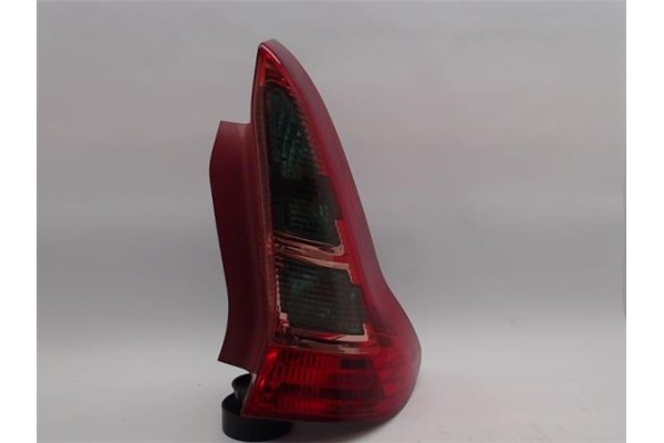 Recambio de piloto trasero derecho para citroen c4 coupe 1.6 hdi referencia OEM IAM 9646801677  
