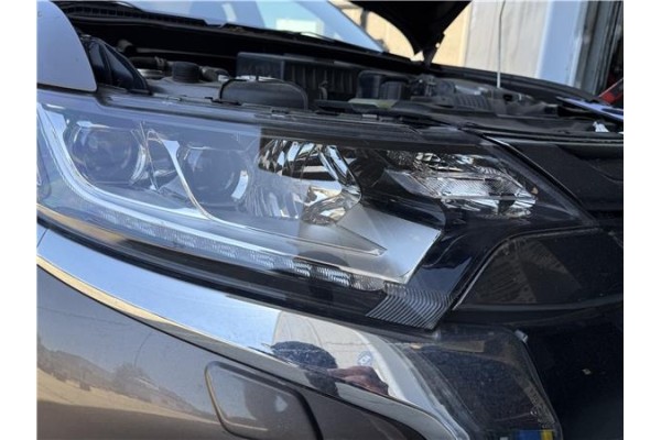Recambio de faro delantero dcho para mitsubishi outlander (gf0/gg0) 2.0 phev kaiteki 4wd (gg2w) referencia OEM IAM 8301C996 4BX1