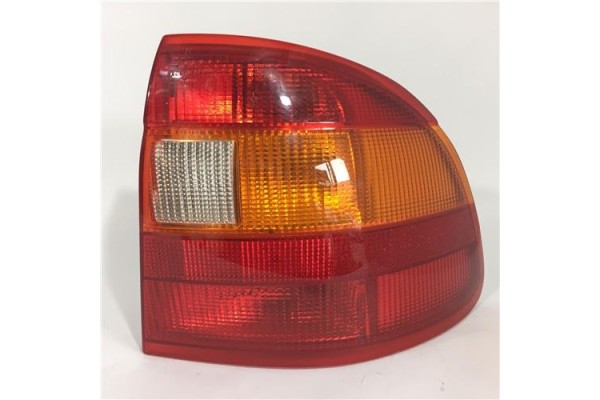 Recambio de piloto trasero derecho para opel astra f berlina 1.6 si referencia OEM IAM 90510619 5006 