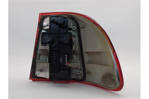 Recambio de piloto trasero izquierdo para opel astra f berlina 1.6 i 16v referencia OEM IAM 90421966  