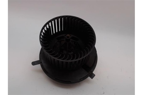 Recambio de motor calefaccion para seat leon (1p1) 2.0 tdi 16v referencia OEM IAM 1K1819015A 983226W 