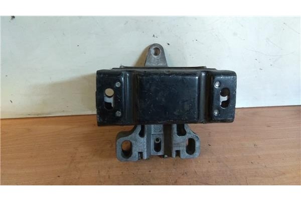 Recambio de soporte motor para volkswagen golf iv berlina (1j1) 1.6 conceptline referencia OEM IAM 1J0199555  