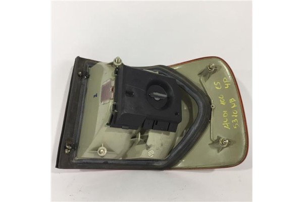 Recambio de piloto trasero izquierdo para audi 100 berlina (c4) 2.3 básico referencia OEM IAM 4A5945095  