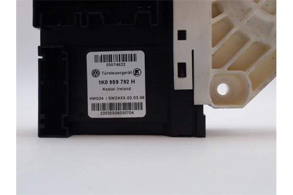 Recambio de motor elevalunas delantero derecho para seat leon (1p1) 2.0 tdi 16v referencia OEM IAM 1K0959792H 0536009302 