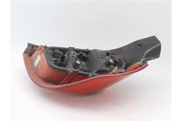 Recambio de piloto trasero izquierdo para renault clio iii 1.5 dci (br17, cr17) referencia OEM IAM 8200459962 89035079 